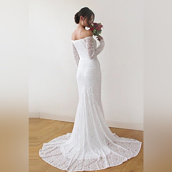 Blush Couture Ivory Stretch Lace Long Sleeve Trumpet Wedding Gown Size L/XL - Picture 2 of 8